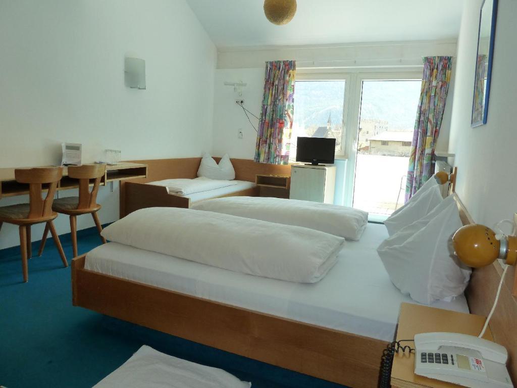 Hotel-Restaurant-Pizzeria Goldrainerhof מראה חיצוני תמונה